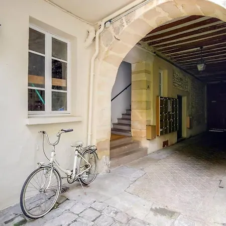 Appartamento Unique In Marais Parigi